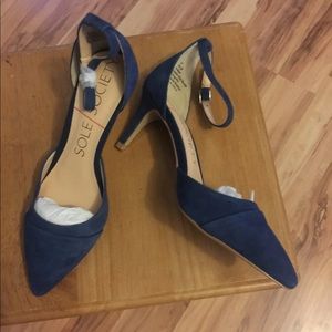 Woman shoe-2” heel